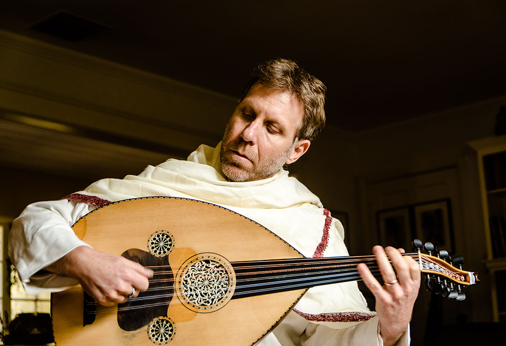 Title = Yuval Ron playing oud